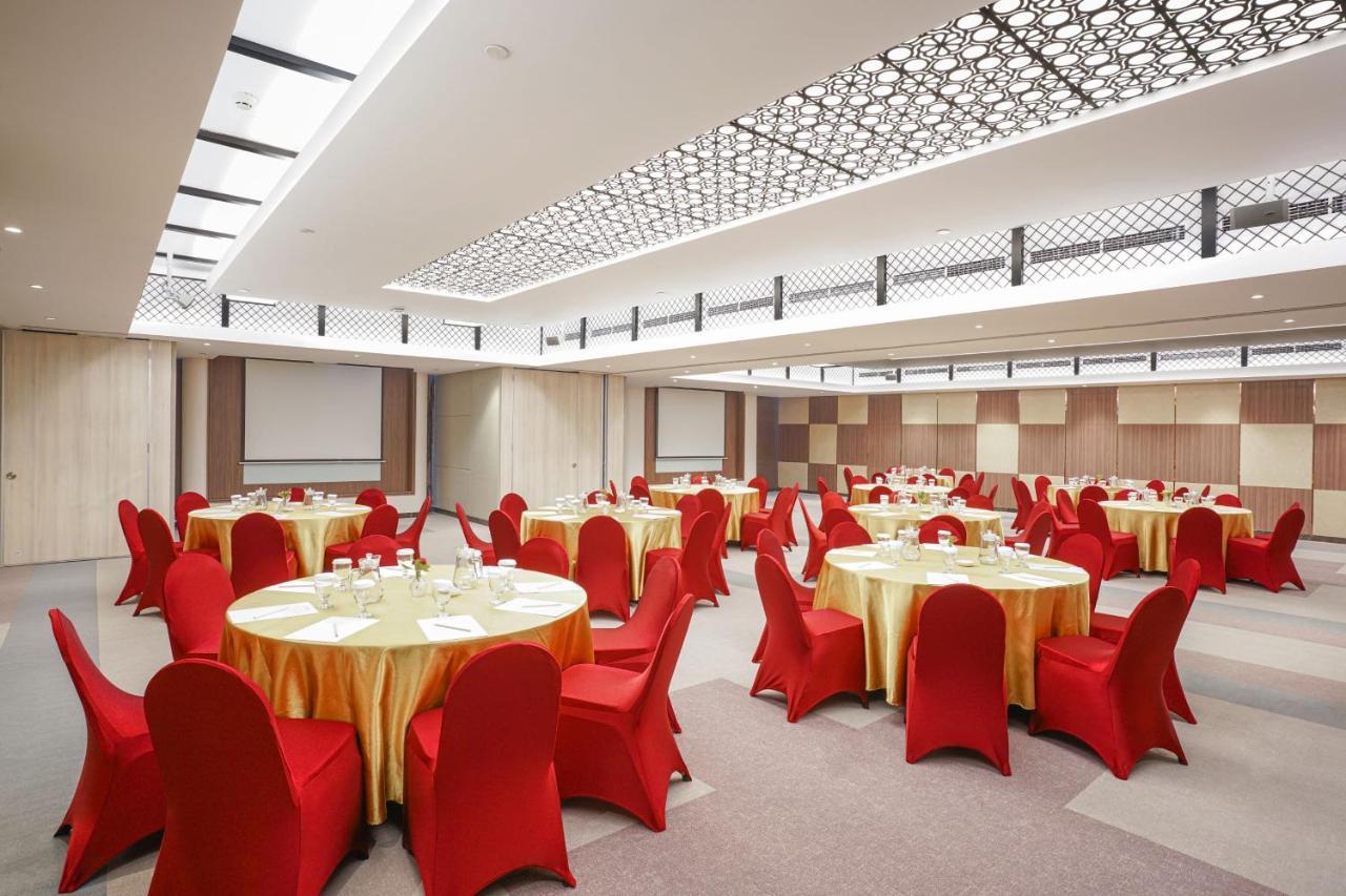 Aston Kemayoran City Hotel Jakarta Exteriör bild